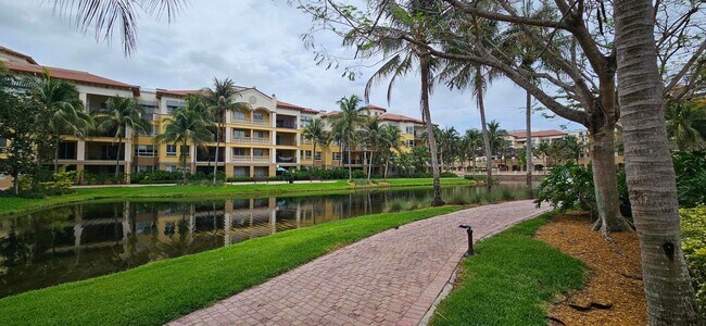 Foto del edificio - 16117 Emerald Estates Dr
