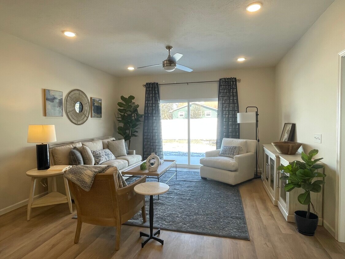 The Village at Hinckley Oaks Apartments in Hinckley, OH