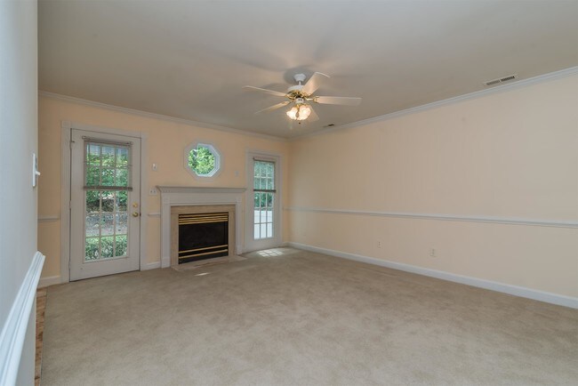 Building Photo - 184 Grande Meadow Way