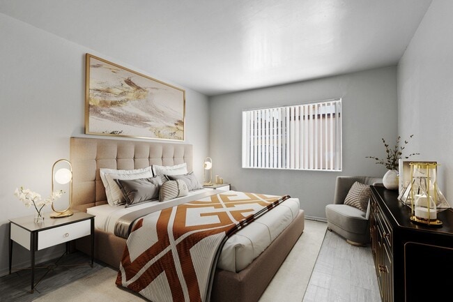 Building Photo - Carlyle Court Apartment Homes