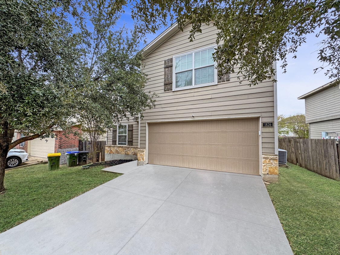 Foto principal - 1826 Strawhouse Way