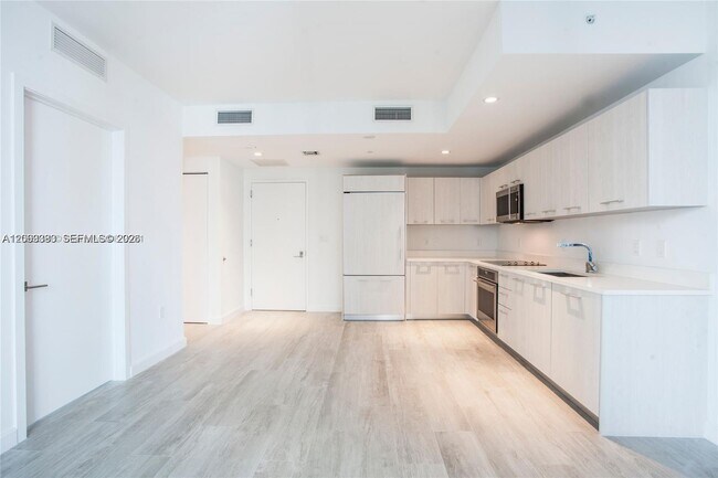 Foto del edificio - 55 SW 9th St