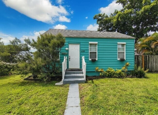 Building Photo - 430 S 26th Ave