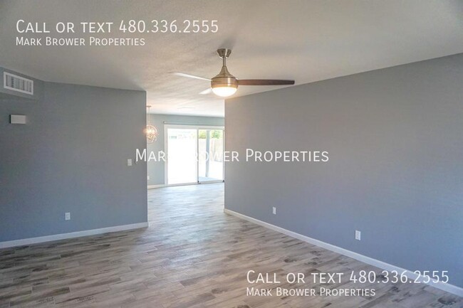 Building Photo - 1661 S Alamo Cir