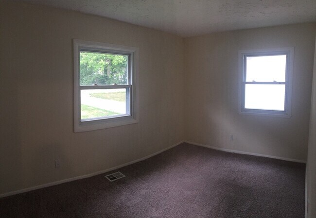 Building Photo - Ready for Immediate Move-in!