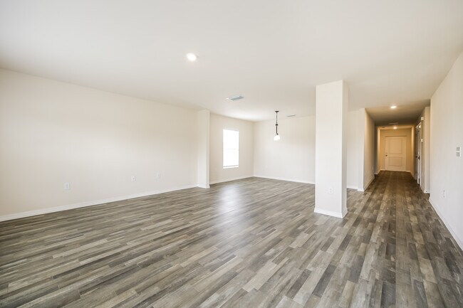 Building Photo - 1109 SW 2nd St, Cape Coral, FL