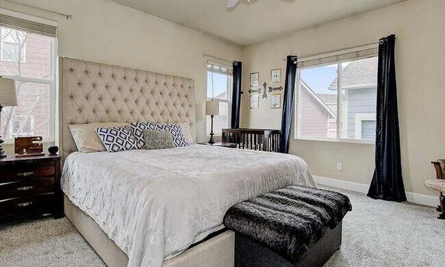 Foto del edificio - 2290 Saint Claire Drive, Colorado Springs,...