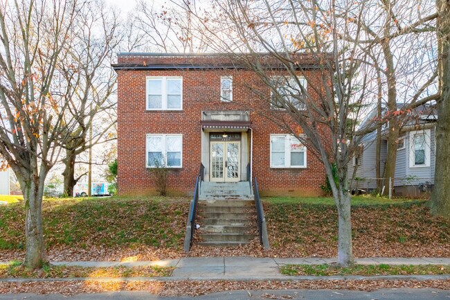 Building Photo - 3806 39th St