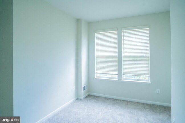 Foto del edificio - 616 Hendrix Ave