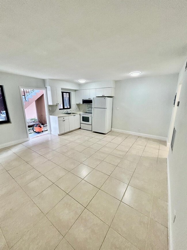 Foto del edificio - 2545 Taft St