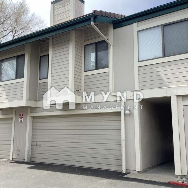 Building Photo - 2586 Sunny Slope Dr