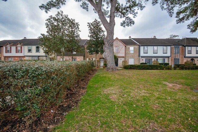 Foto del edificio - 17123 Beaver Springs Dr