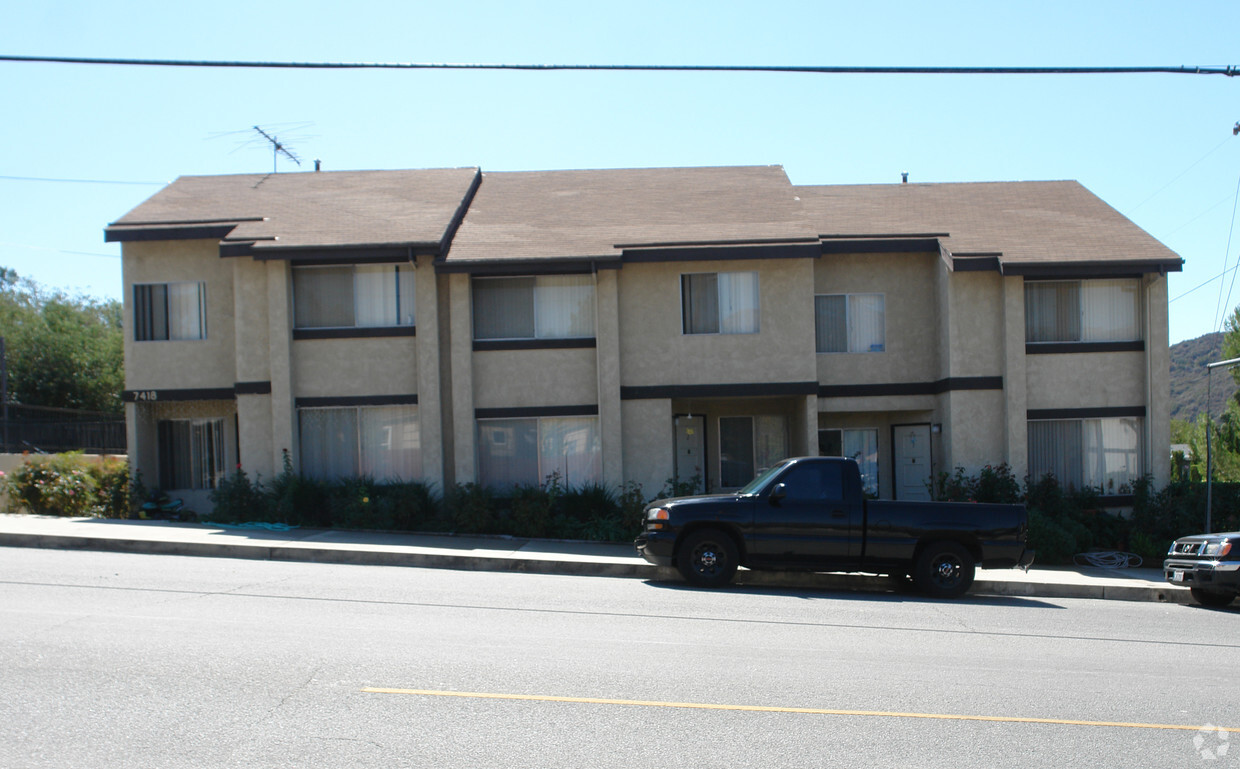 Building Photo - 7412 Apperson St