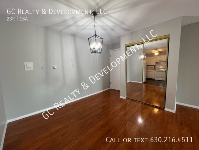 Building Photo - ***CAROL STREAM / ALL UTILITIES INCL / 2 B...