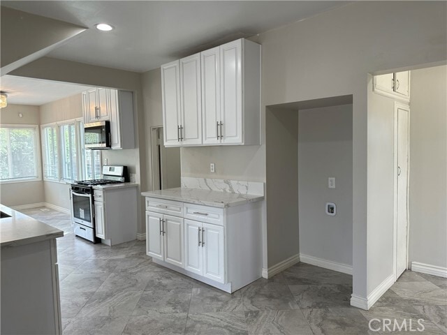 Building Photo - 182 S Rancho Ave