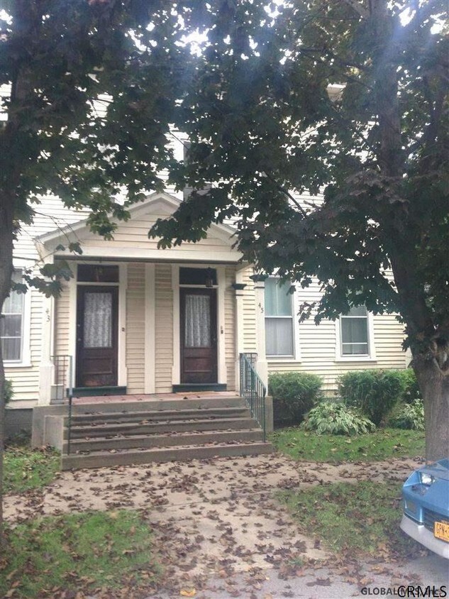 Primary Photo - 45 White St