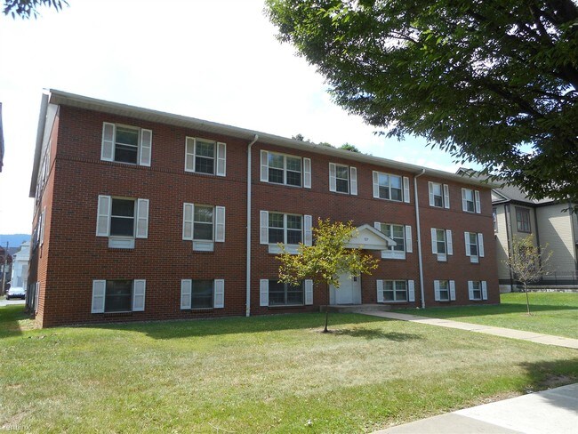 Building Photo - 2 br, 1 bath Apartment - Keystone Apartments