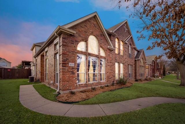 Foto principal - 6775 Winston Dr