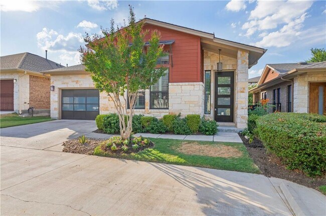 Foto del edificio - 309 Jeffrey David Ln W