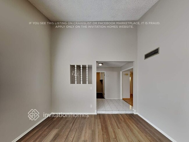 Building Photo - 4516 W Hayward Ave