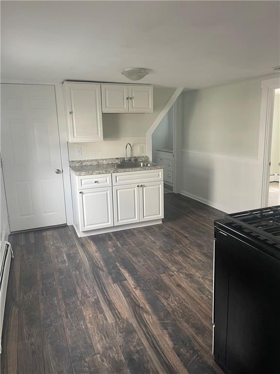 Foto del edificio - 10 Ryan Ave