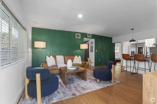 Building Photo - 1428 NE 153rd Ter