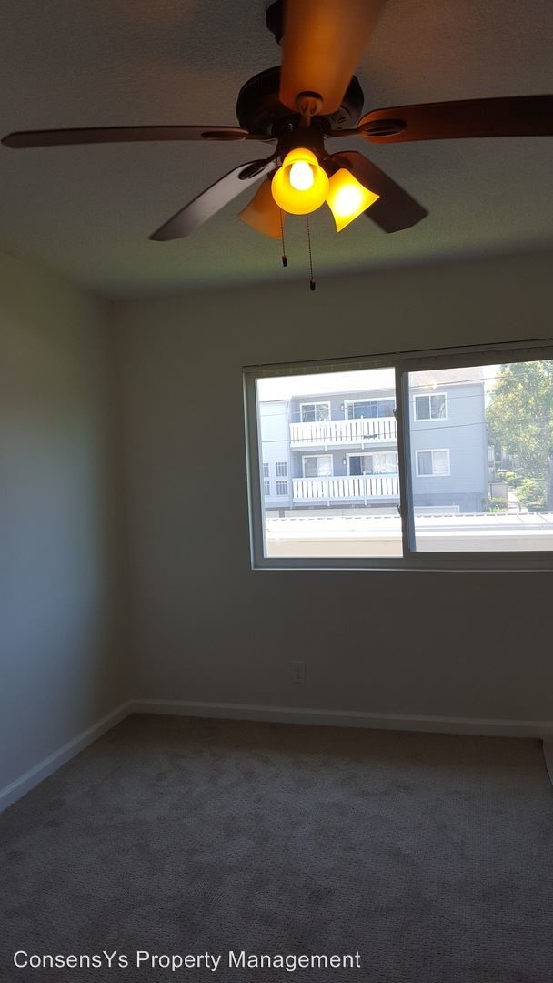 Foto del edificio - 2060-2060 S Spinnaker St