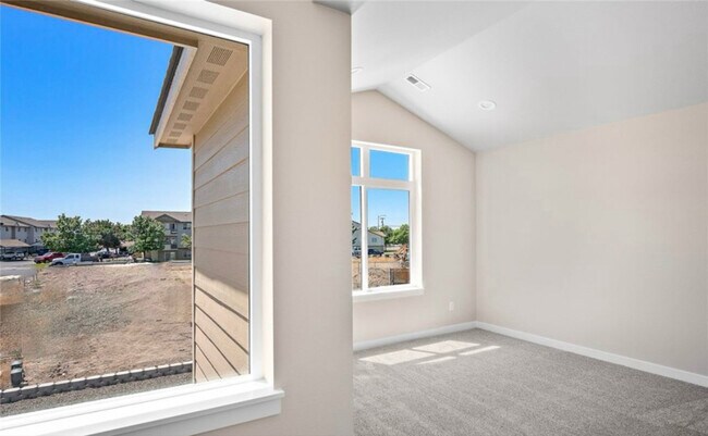 Building Photo - 931 Ted Yao Way