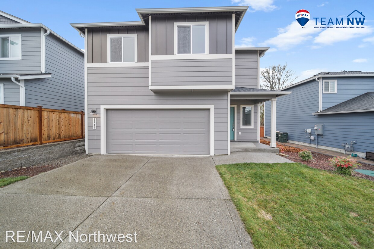 3 br, 2.5 bath House 2244 Seven Oaks ST SE House Rental in Lacey