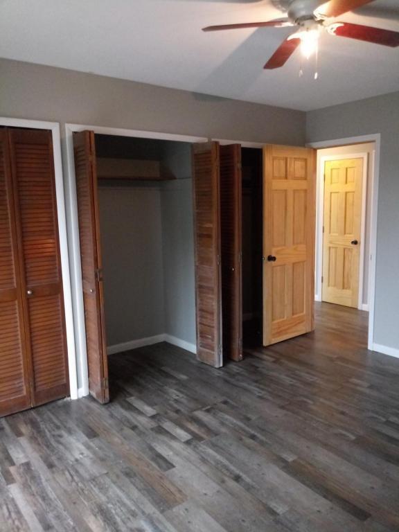 Building Photo - 857 Beech Ct