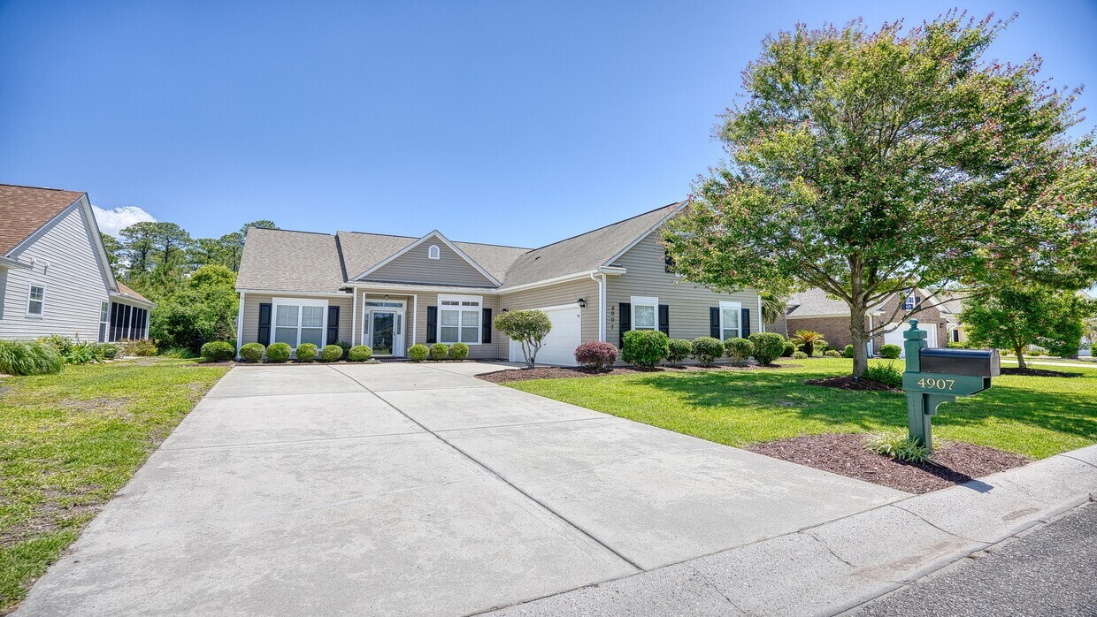 Primary Photo - 4907 Tall Grass Dr