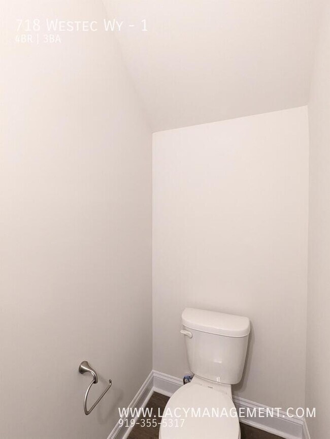 Foto del edificio - 718 Westec Wy