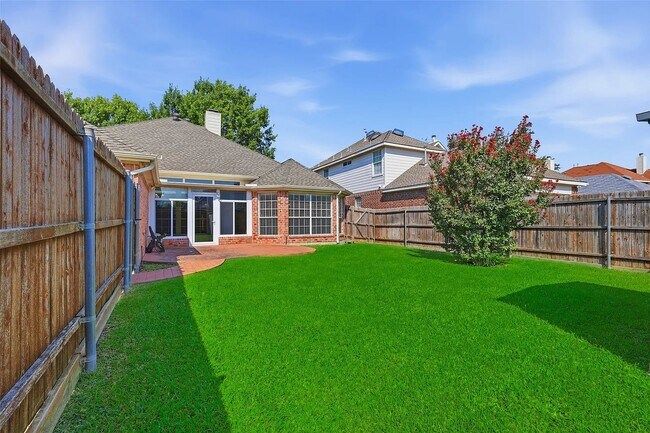 Building Photo - 2718 Serena Ct