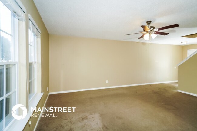 Building Photo - 2248 Providence Dr