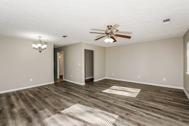 Building Photo - 4701 Lost Colony Ct