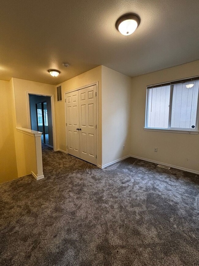 Building Photo - Charming Puyallup Home