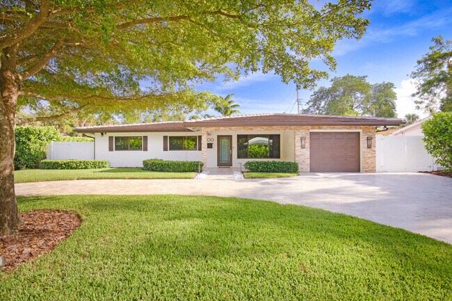 Foto del edificio - 700 NW 7th Dr