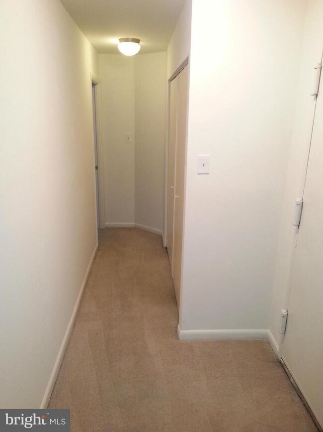 Foto del edificio - 8830 Piney Branch Rd