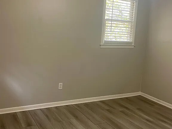 Foto del edificio - 2290 Pinetree Ln NE