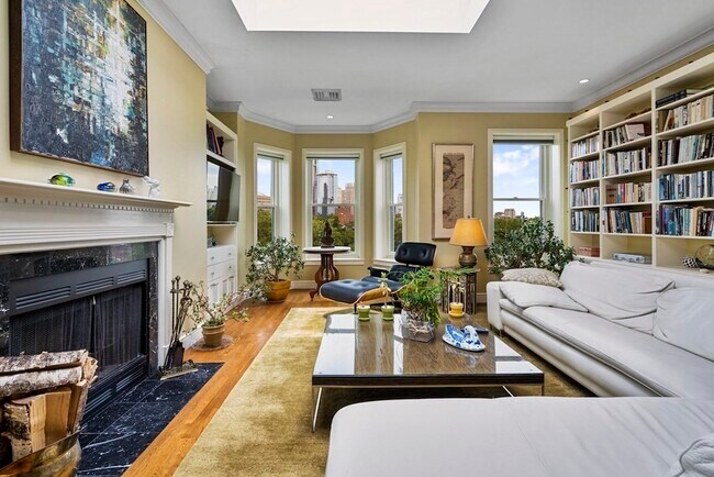 Foto del edificio - 76 W Rutland Sq