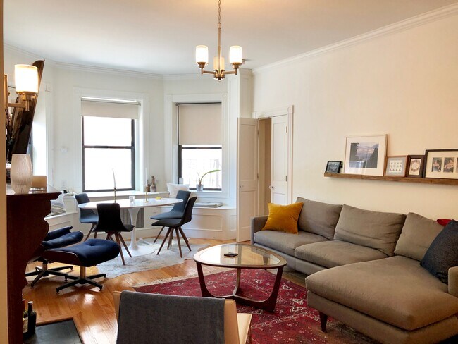Foto del edificio - 247 Newbury St