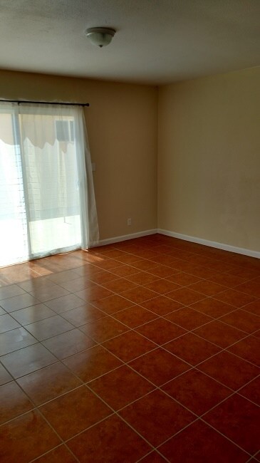 Primary Photo - 56055 Sunland Dr