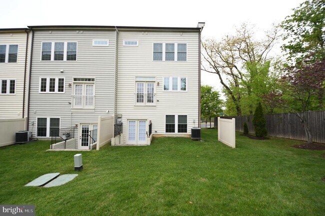 Foto del edificio - 14823 Wootton Manor Ct