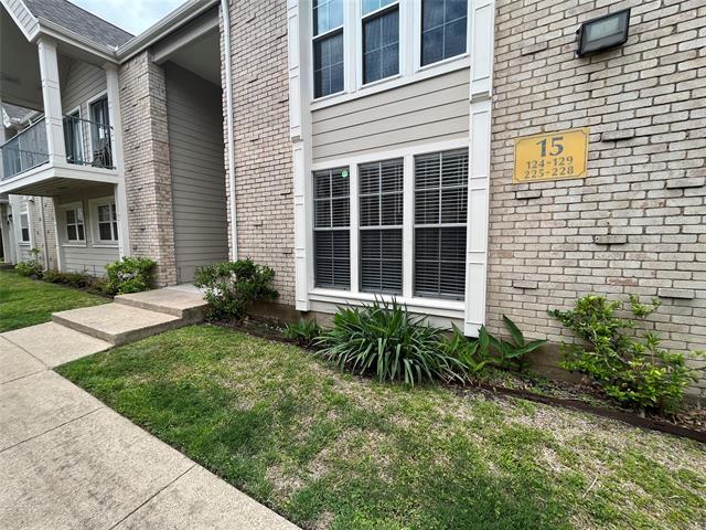 Foto principal - 5881 Preston View Blvd