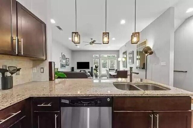 Building Photo - Beautiful Three-Story Corner Condo availab...