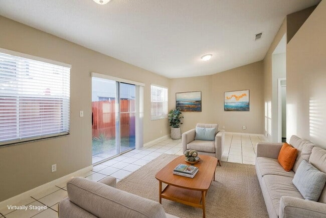 Foto del edificio - 4792 NW 5th Pl