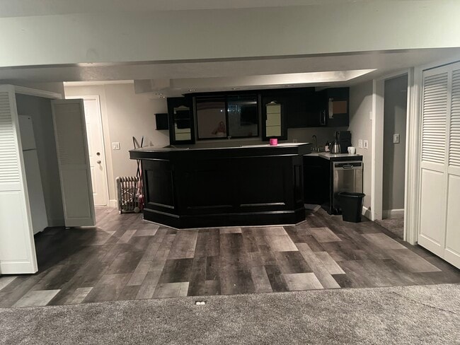 Building Photo - 760 N 100 W