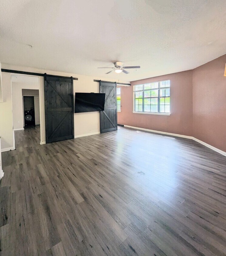 Primary Photo - Must see! First floor, updates throughout!...