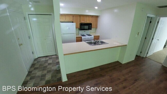 Building Photo - 1 br, 1 bath House - 1250 S College Mall Rd