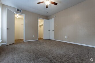 Crossview Court photo'